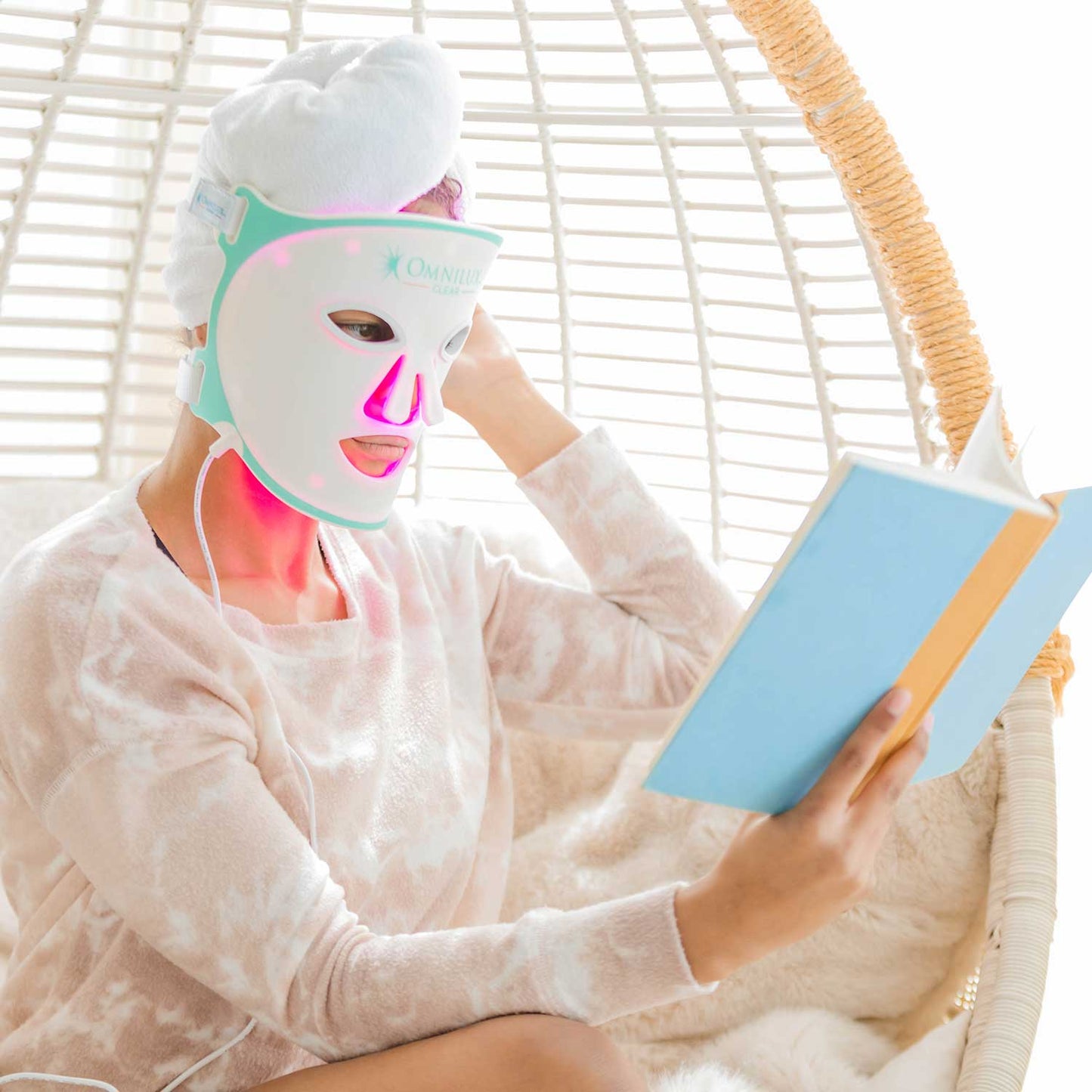 Clear Face Mask LED Therapy