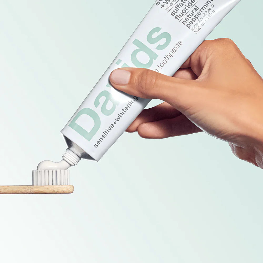 Premium Sensitive Whitening Toothpaste Peppermint 113g