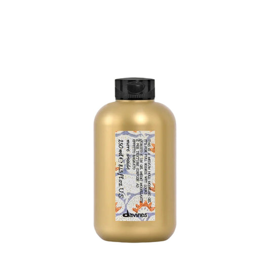 More Inside This is a Medium Hold Modeling Gel 250ml